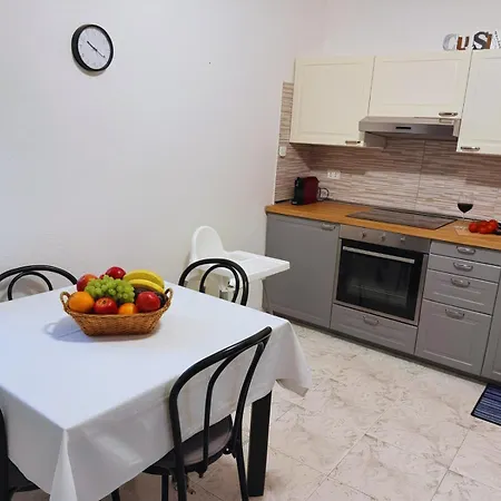 Casa Gioia -appartamento Con Veranda Vicino Marinella Апартаменти *